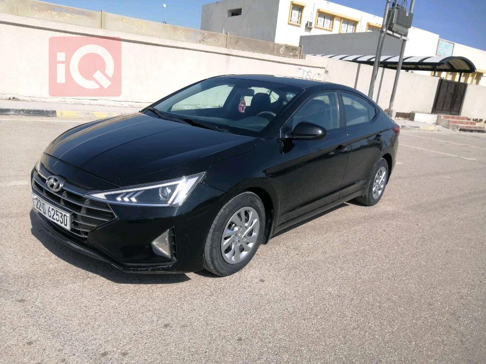 هیوندای ئەلەنترا